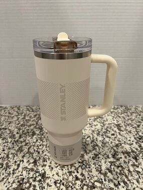 Stanley Cream Travel Mug with Handle New 40 Oz
